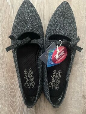 Sketchers Stretch Cleo Point Washable Flats, Shoes Memory Foam Women's Size 8